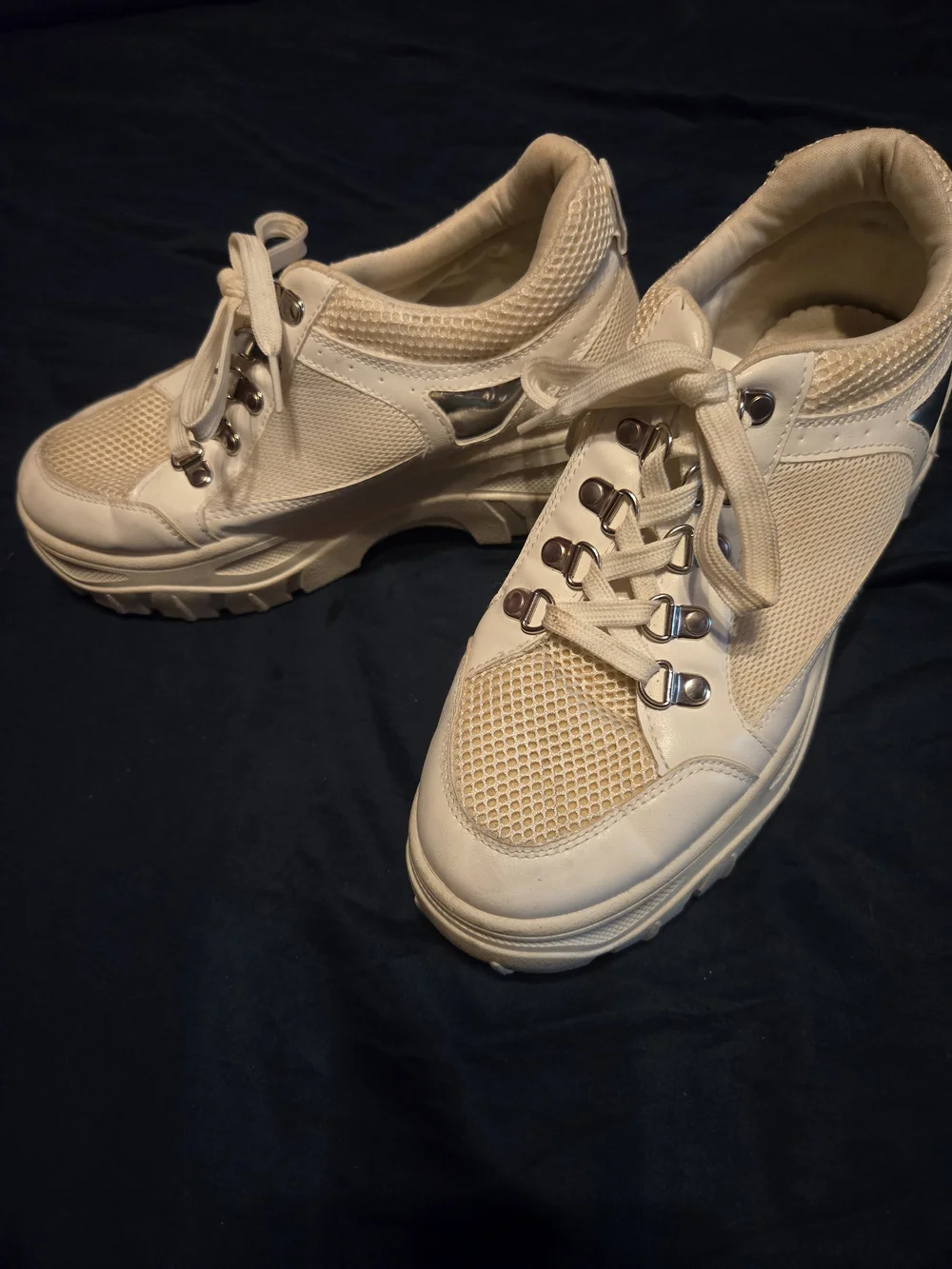 Women’s Chunky Lace-Up Sneakers in Cream